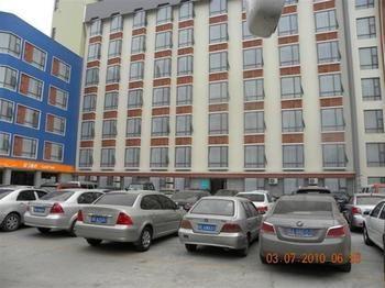 The Seven Hotel Yichang Exterior foto